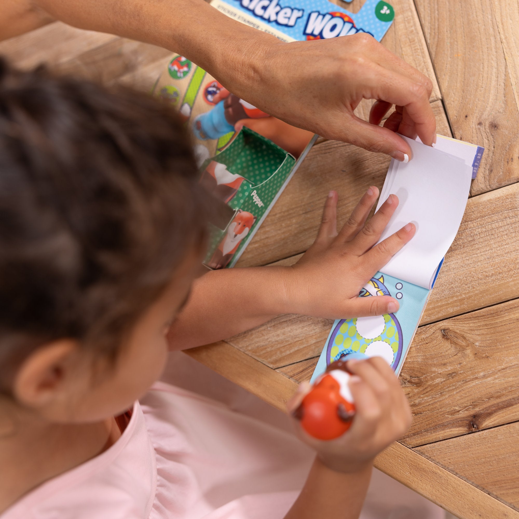 Sticker WOW!™ Fox Bundle: Activity Pad & Sticker Stamper + Mini Activity Pad and 200 Refill Stickers