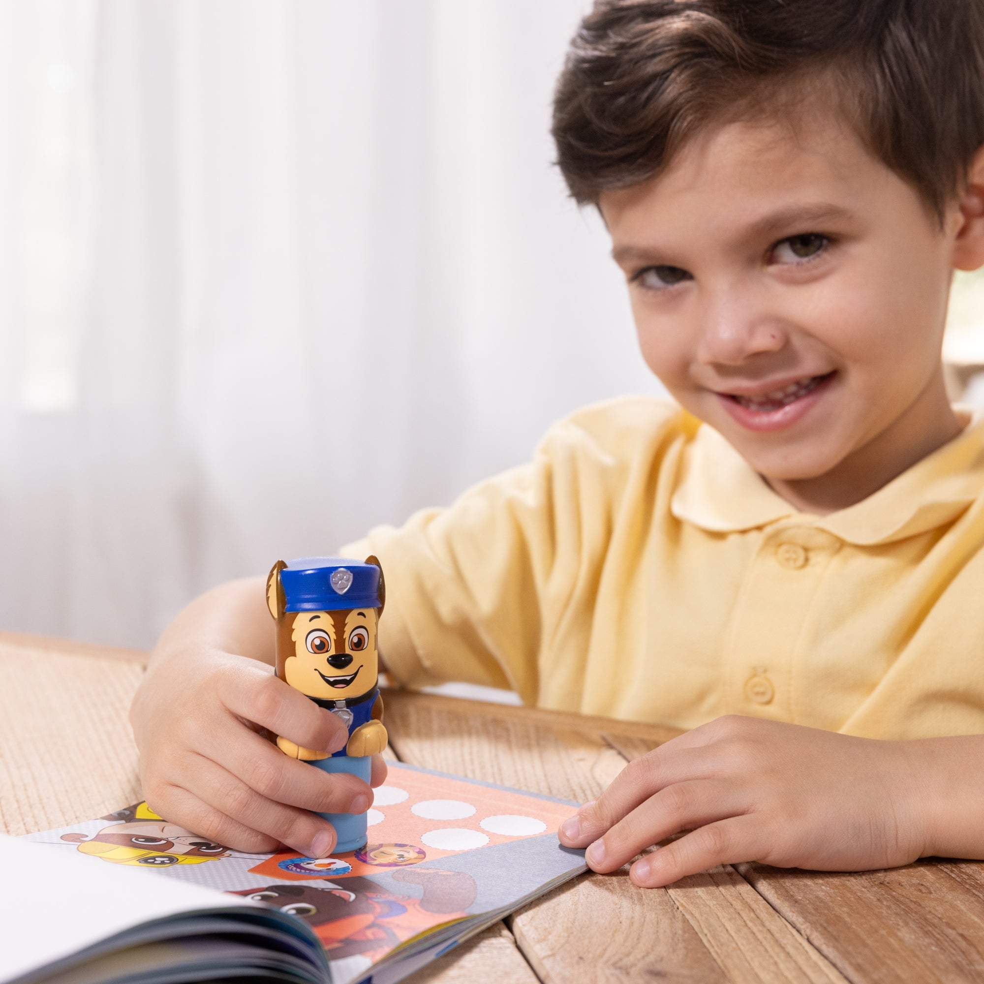 Sticker WOW!™ PAW Patrol Chase Bundle: Activity Pad & Sticker Stamper + Mini Activity Pad and 200 Refill Stickers