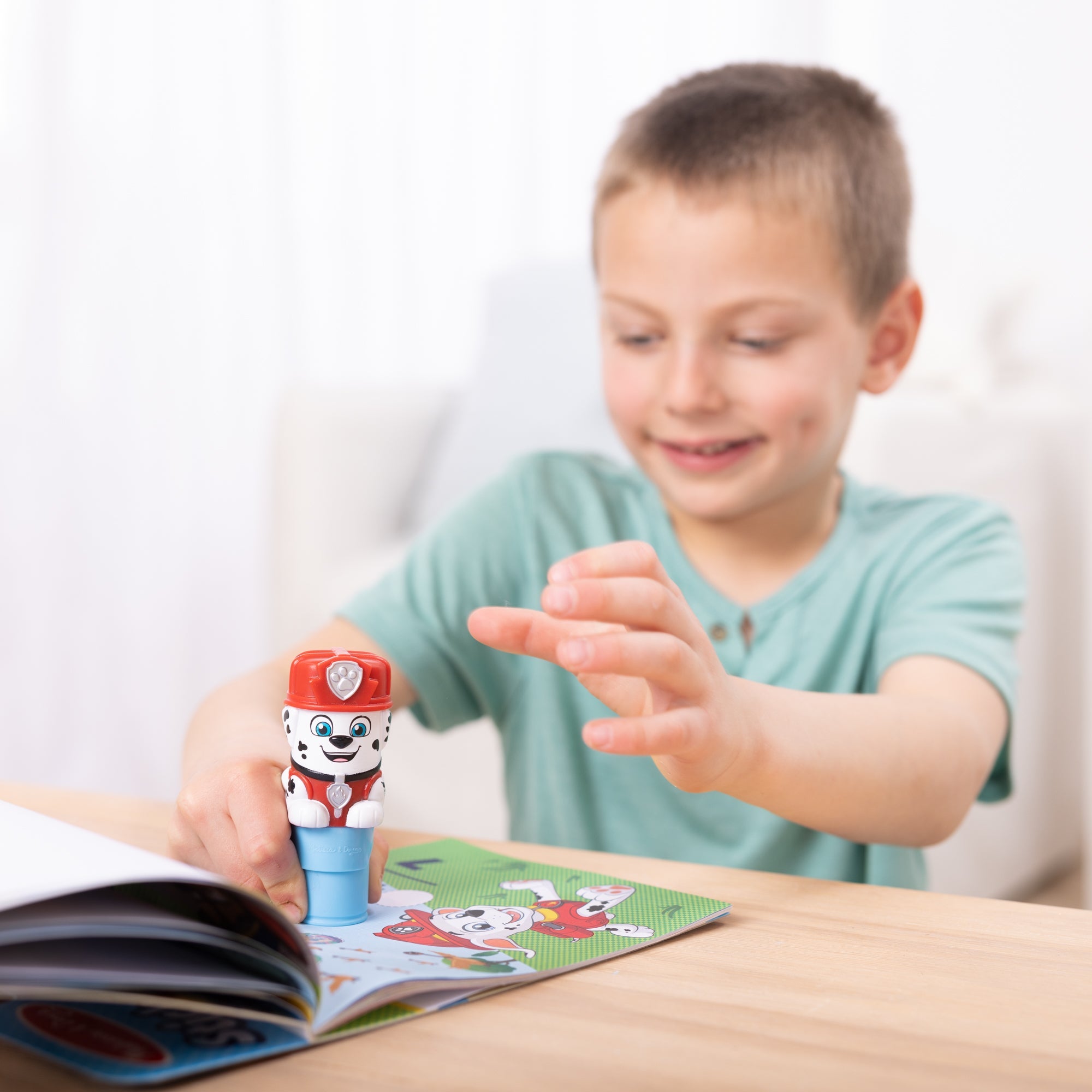 Sticker WOW!™ Activity Pad & Sticker Stamper - PAW Patrol Marshall