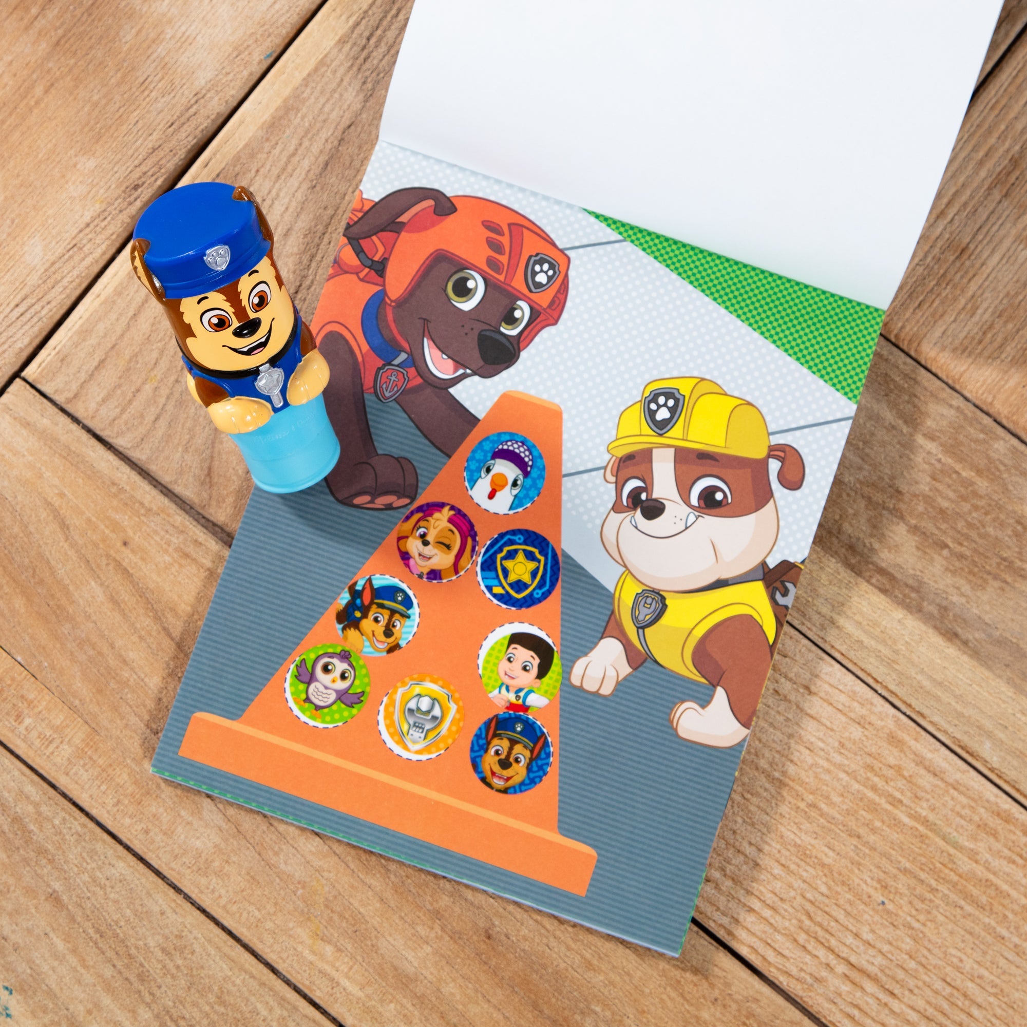 Sticker WOW!™ Activity Pad & Sticker Stamper - PAW Patrol Chase