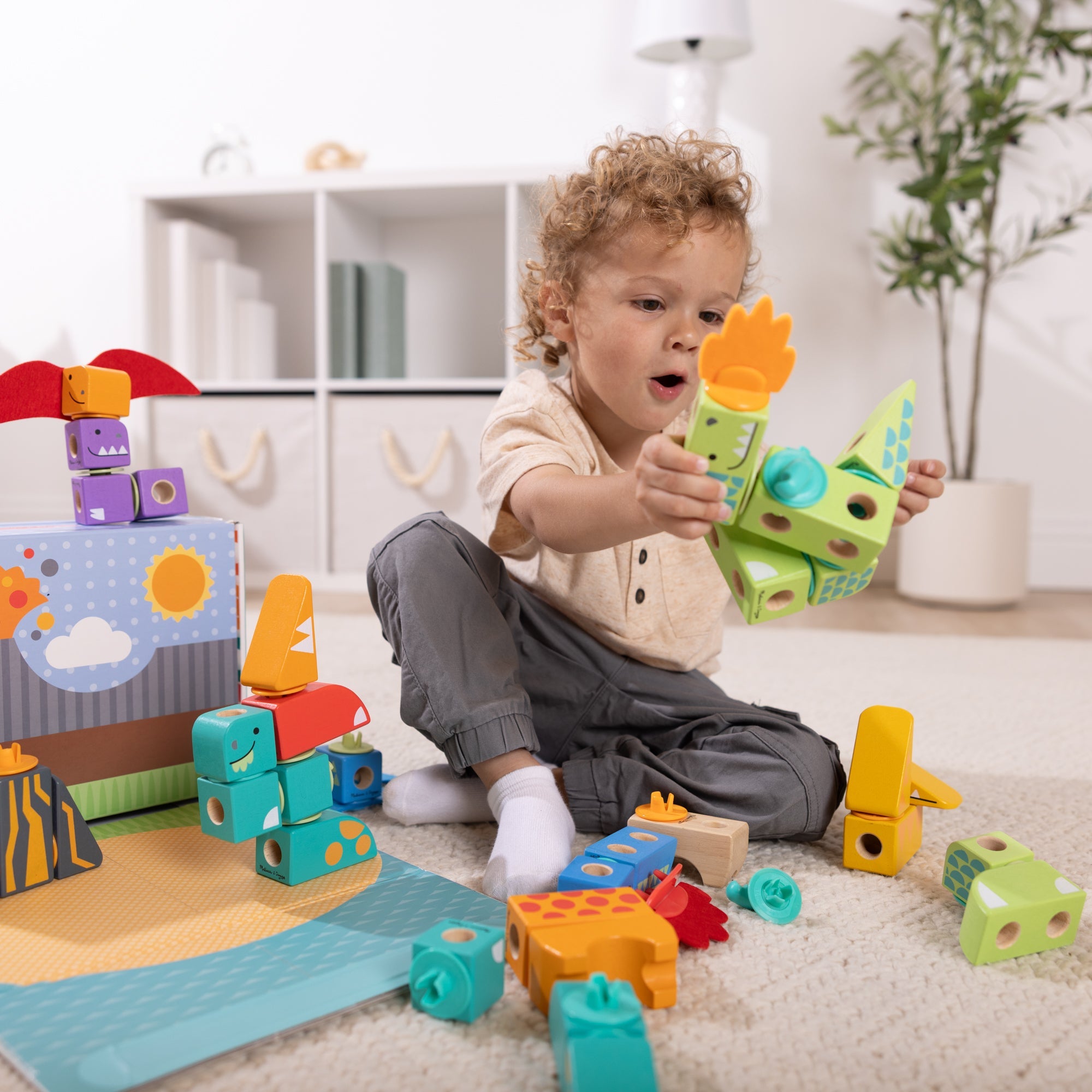 Blockables™ Dinosaur Play Set