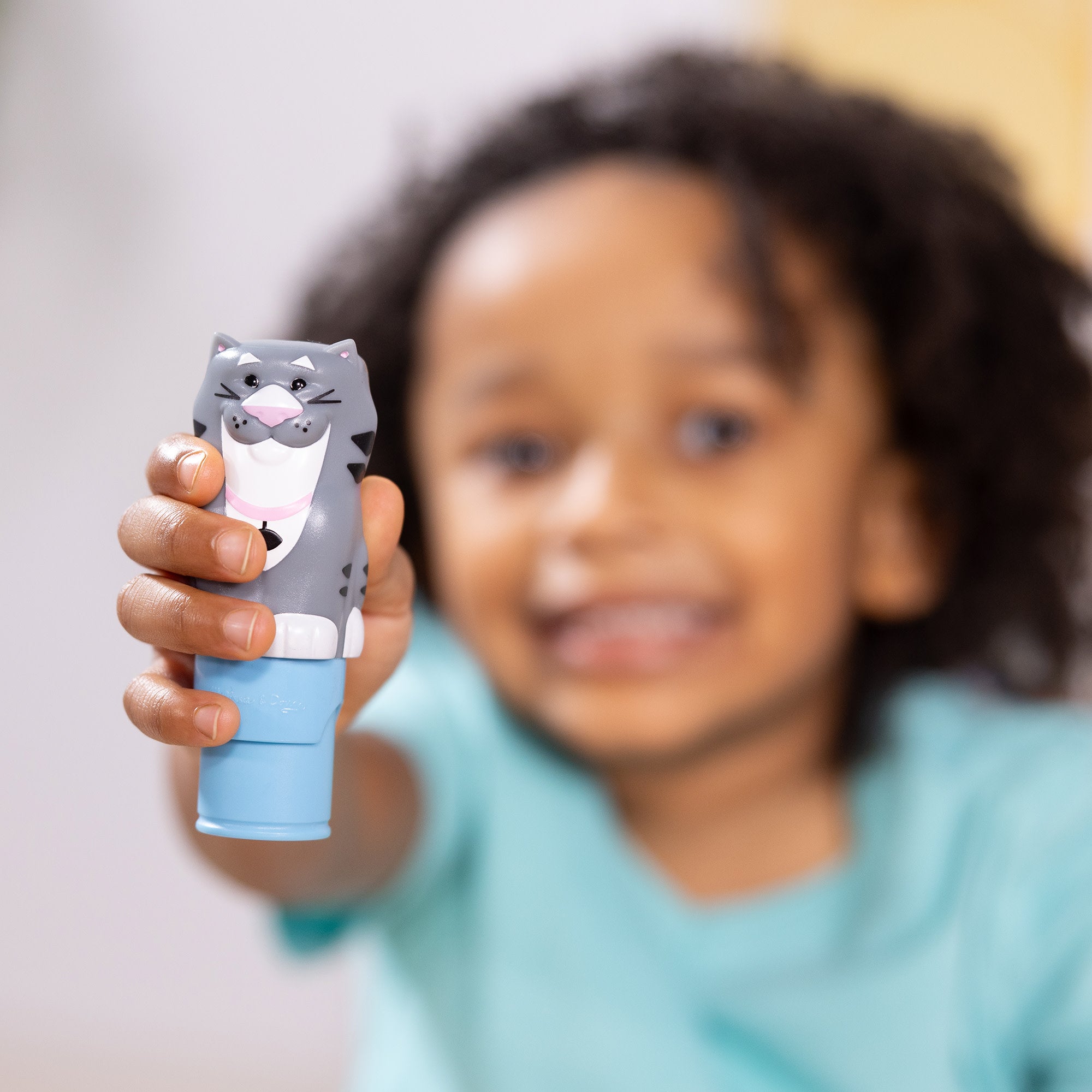 Sticker WOW!™ Activity Pad & Sticker Stamper - Cat