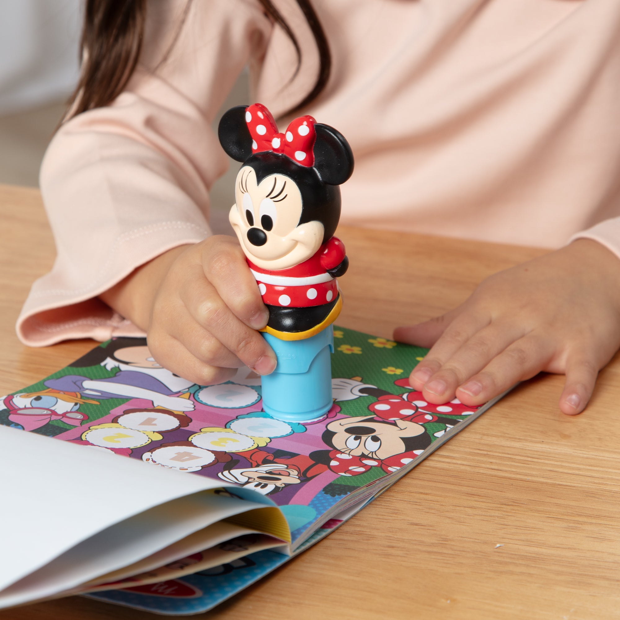 Sticker WOW! Activity Pad & Sticker Stamper - Disney's Minnie Mouse