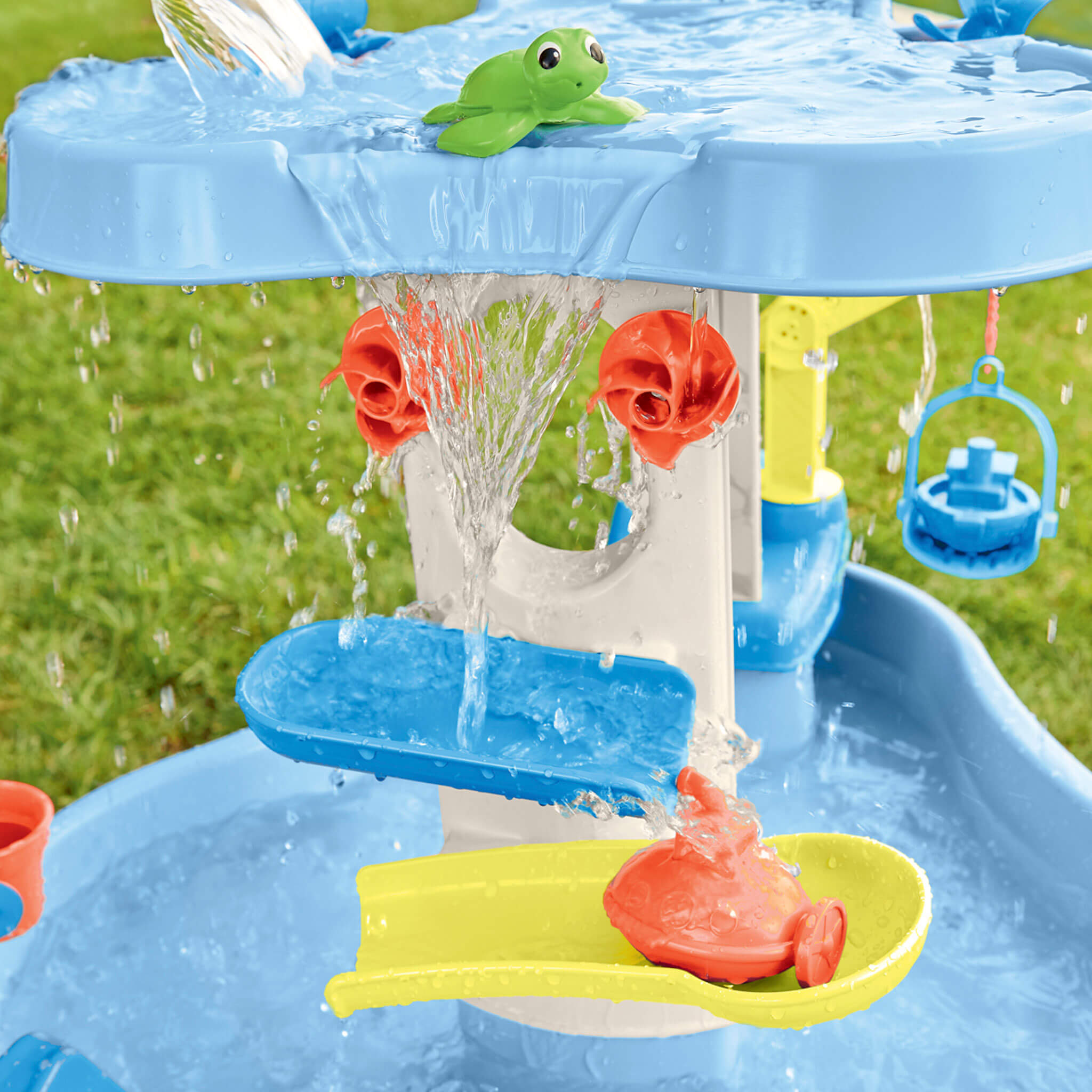 Adventure Falls Water Table™