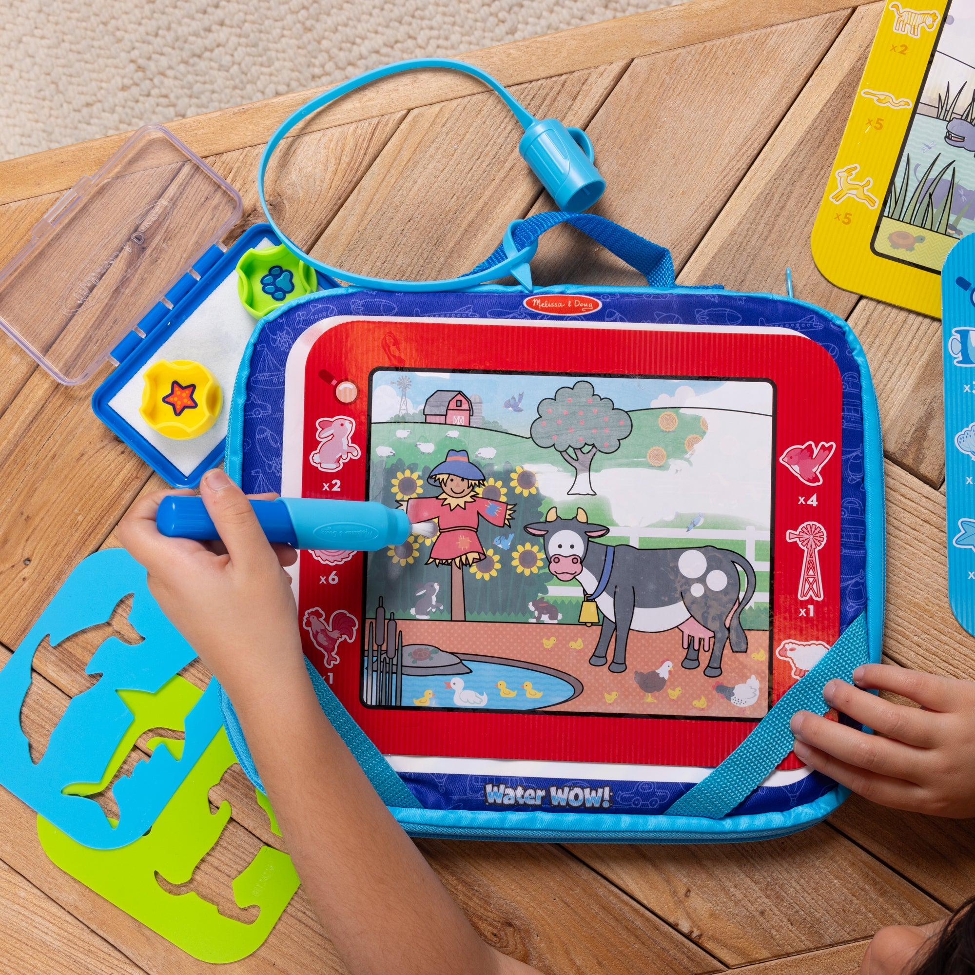 Water WOW! Take-Along Multi-Activity Drawing Set