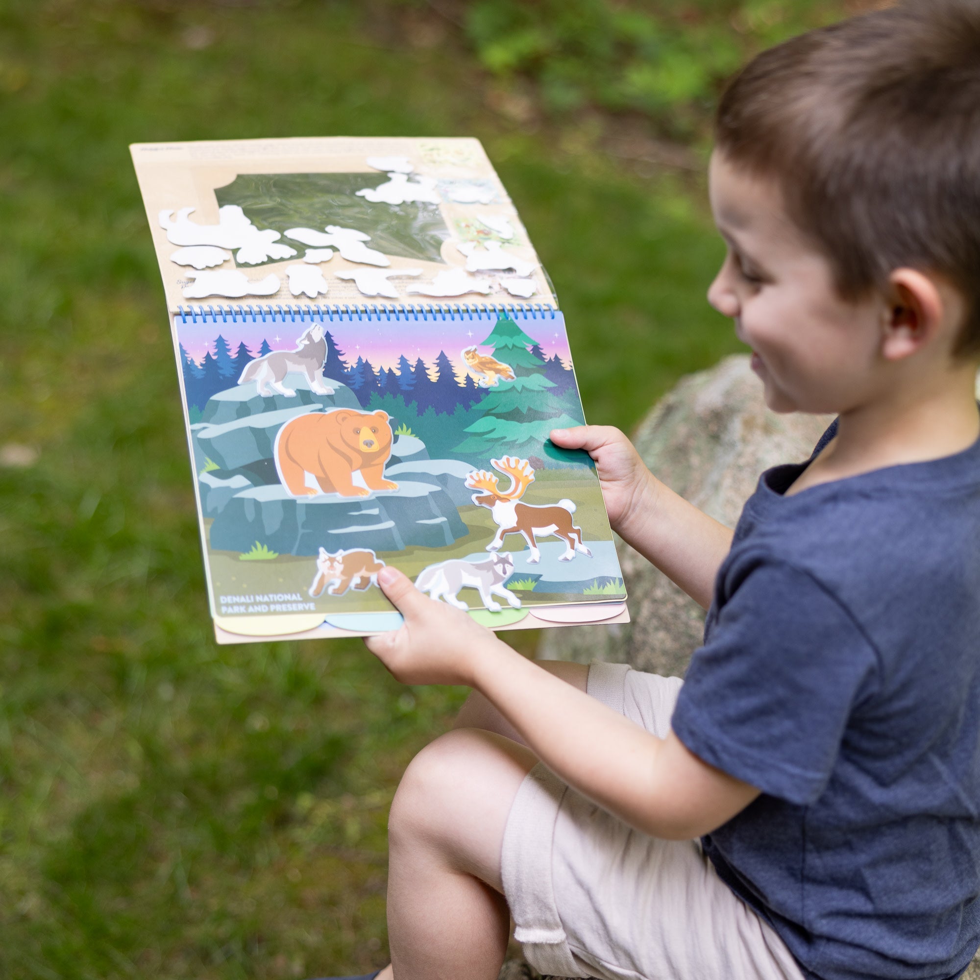 National Parks Reusable Stickers – Park Animals (5 Scenes, 121 Stickers)