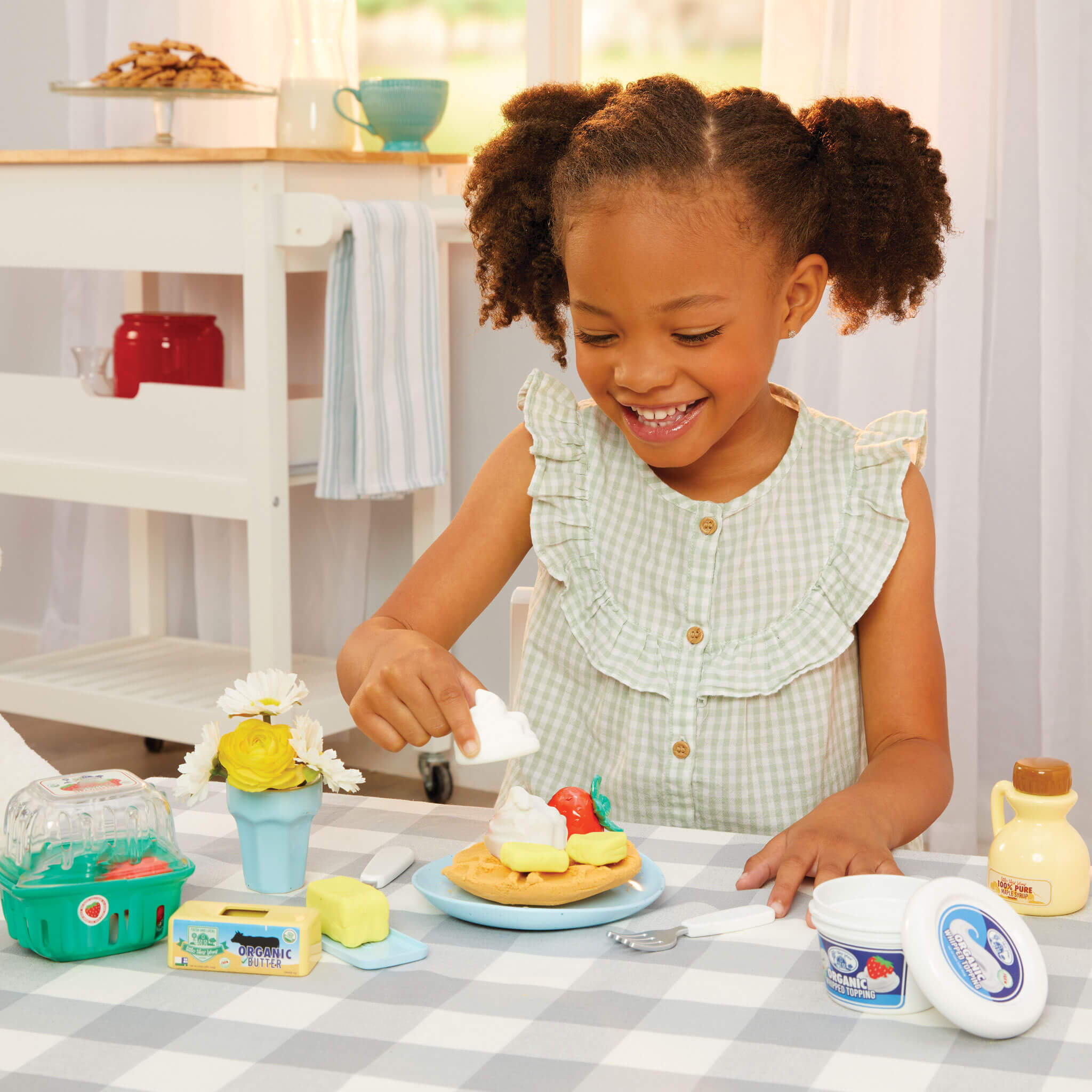 Creative Chefs™ Waffle Kit – Breakfast Playset with Functional Waffle Maker
