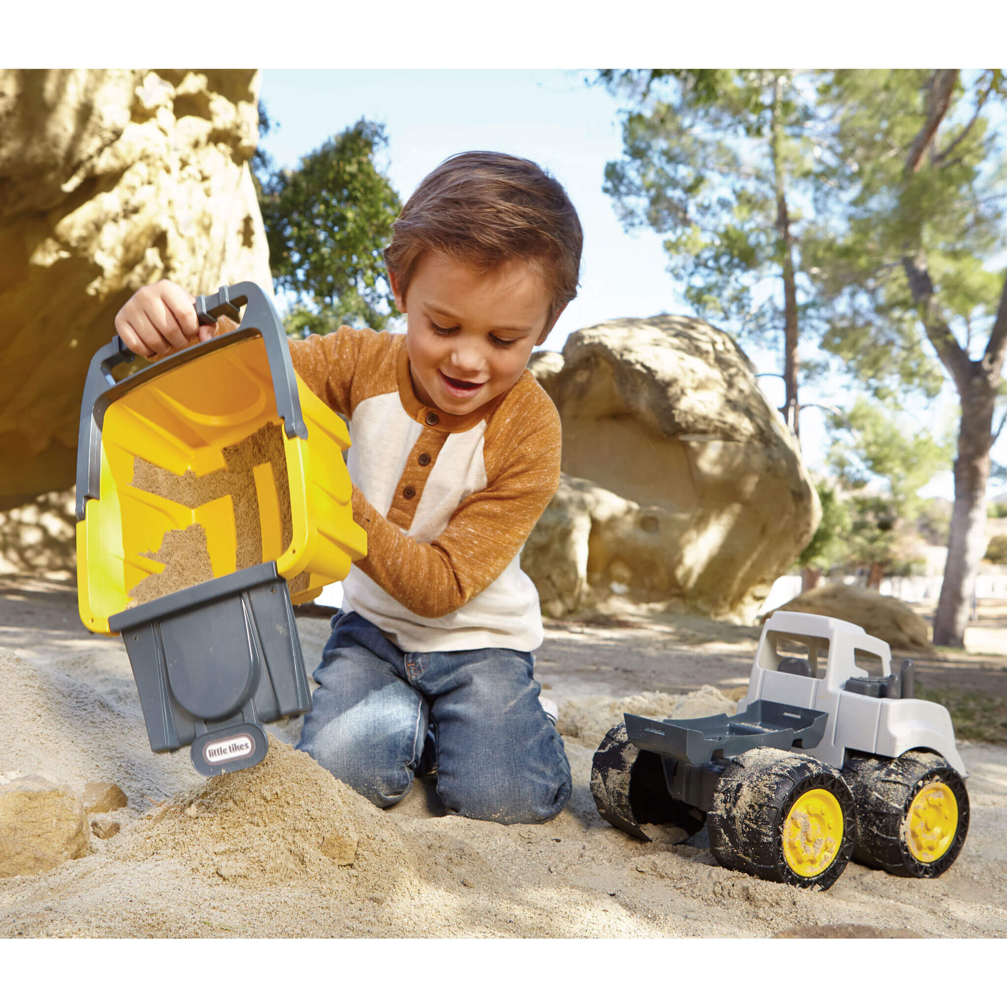 Dirt Diggers™ 2-in-1 Dump Truck