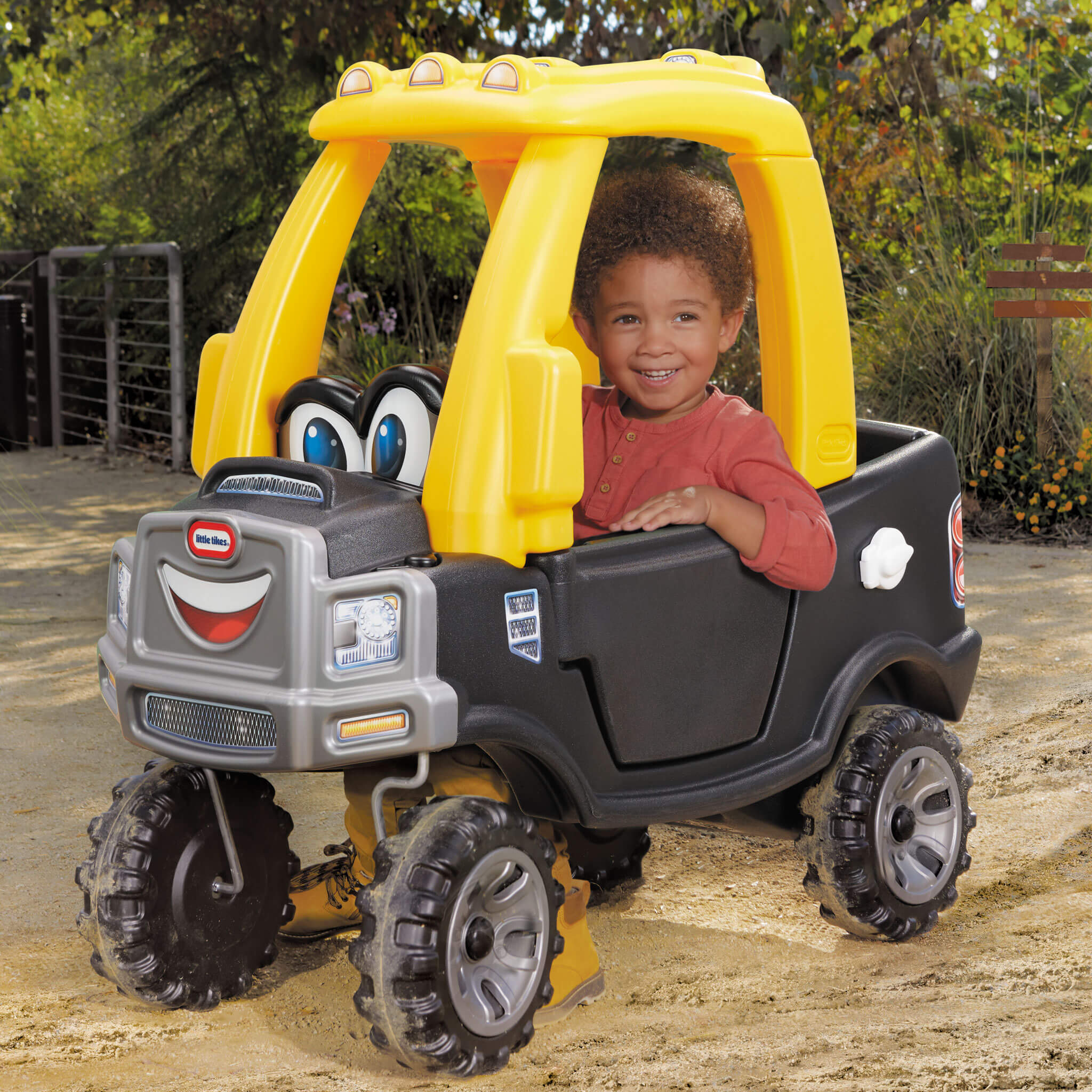 Cozy Truck™ Ride-On - with Working Door, Tailgate & Durable Wheels