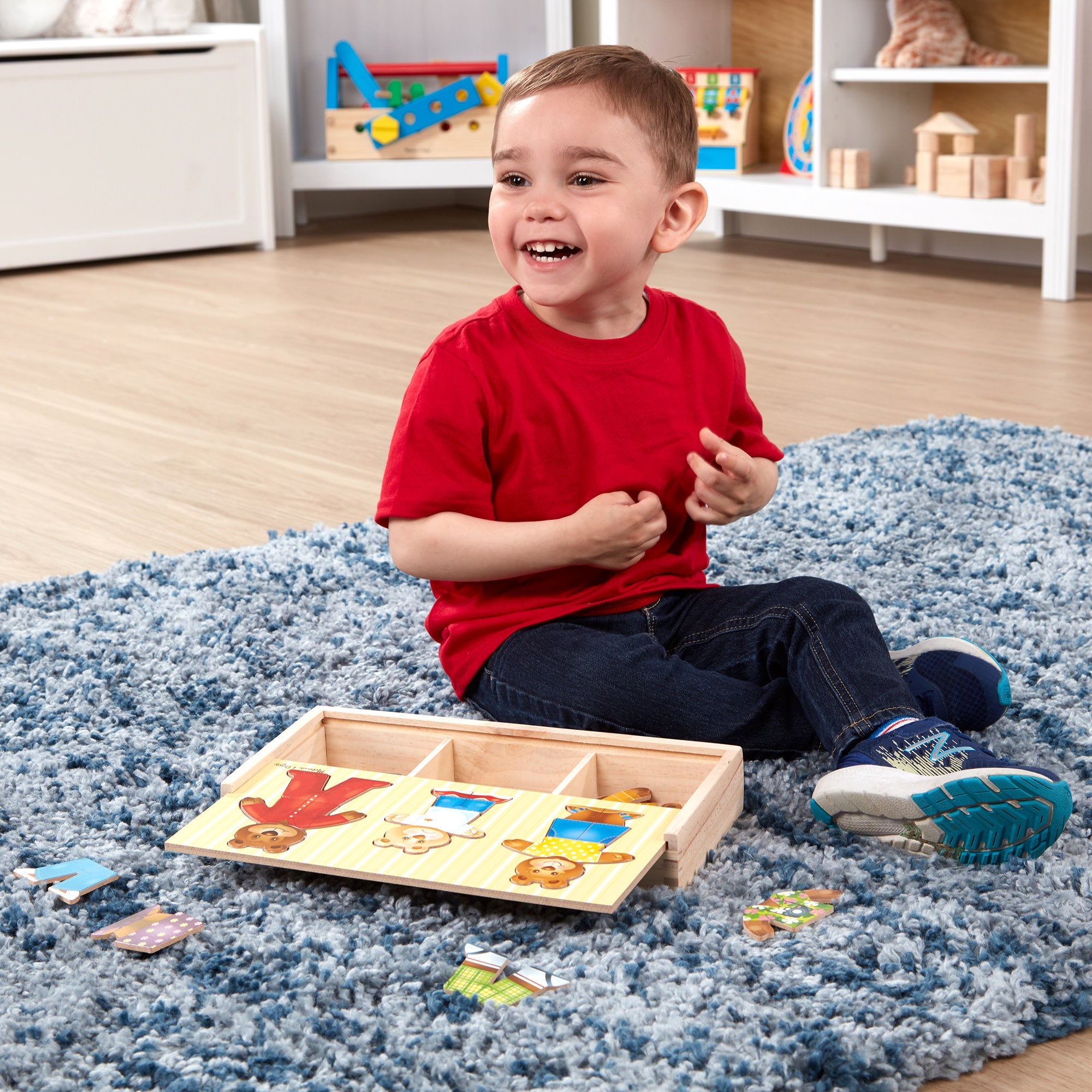 Bear Family Dress-Up Puzzle - 45 Pieces