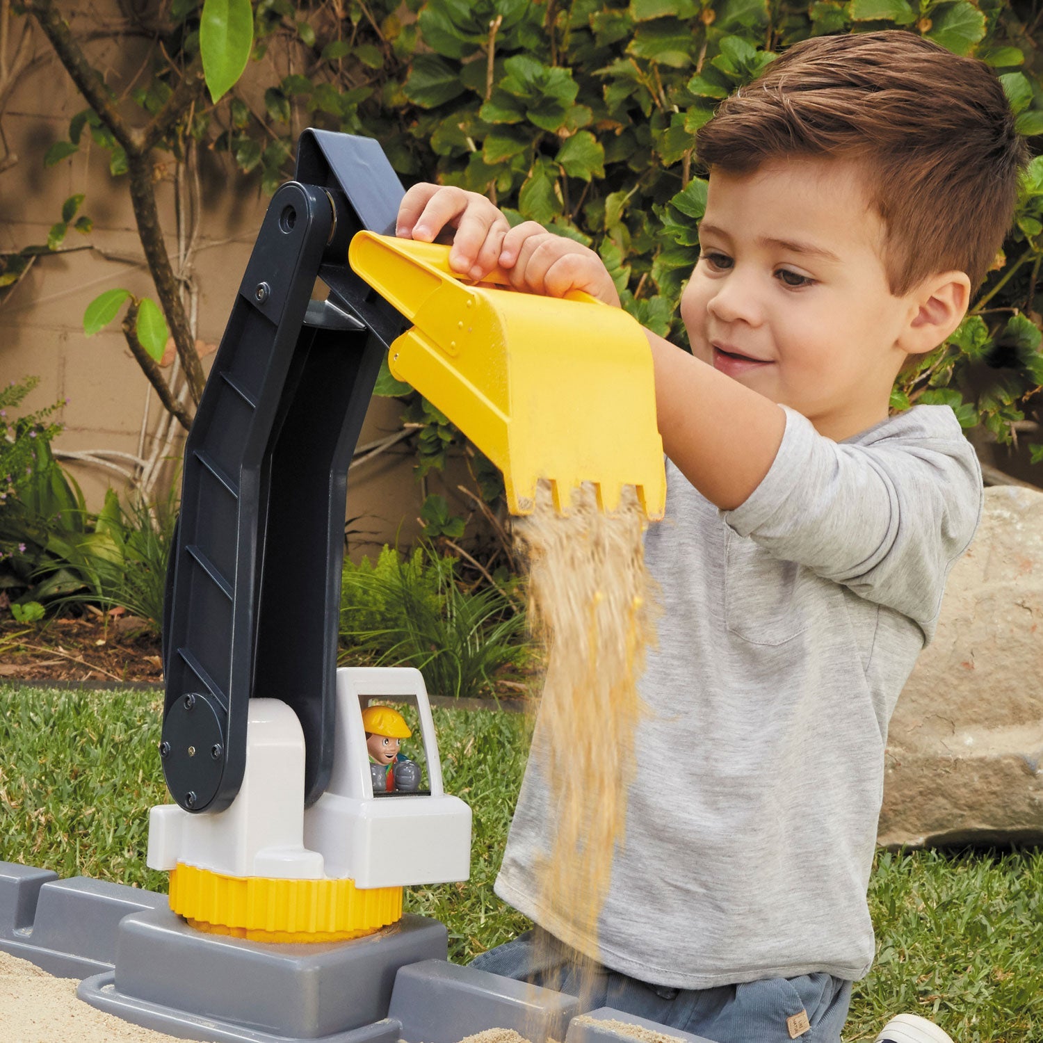 Dirt Diggers Excavator Sandbox with Working Excavator & Accessories