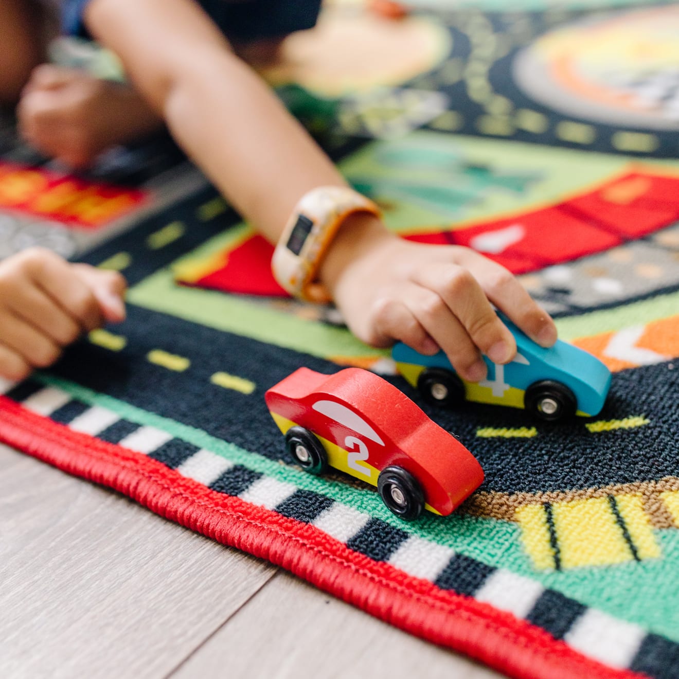 Round the Speedway Race Track Rug & Car Set