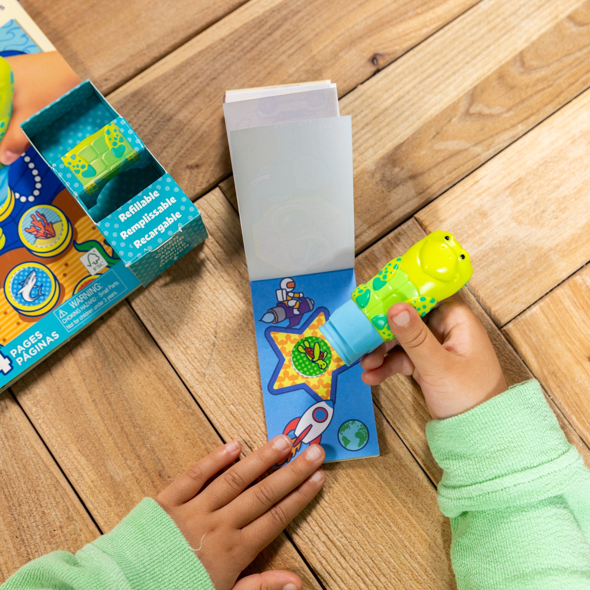 Sticker WOW!™ Sea Turtle Bundle: Activity Pad & Sticker Stamper + Mini Activity Pad and 200 Refill Stickers