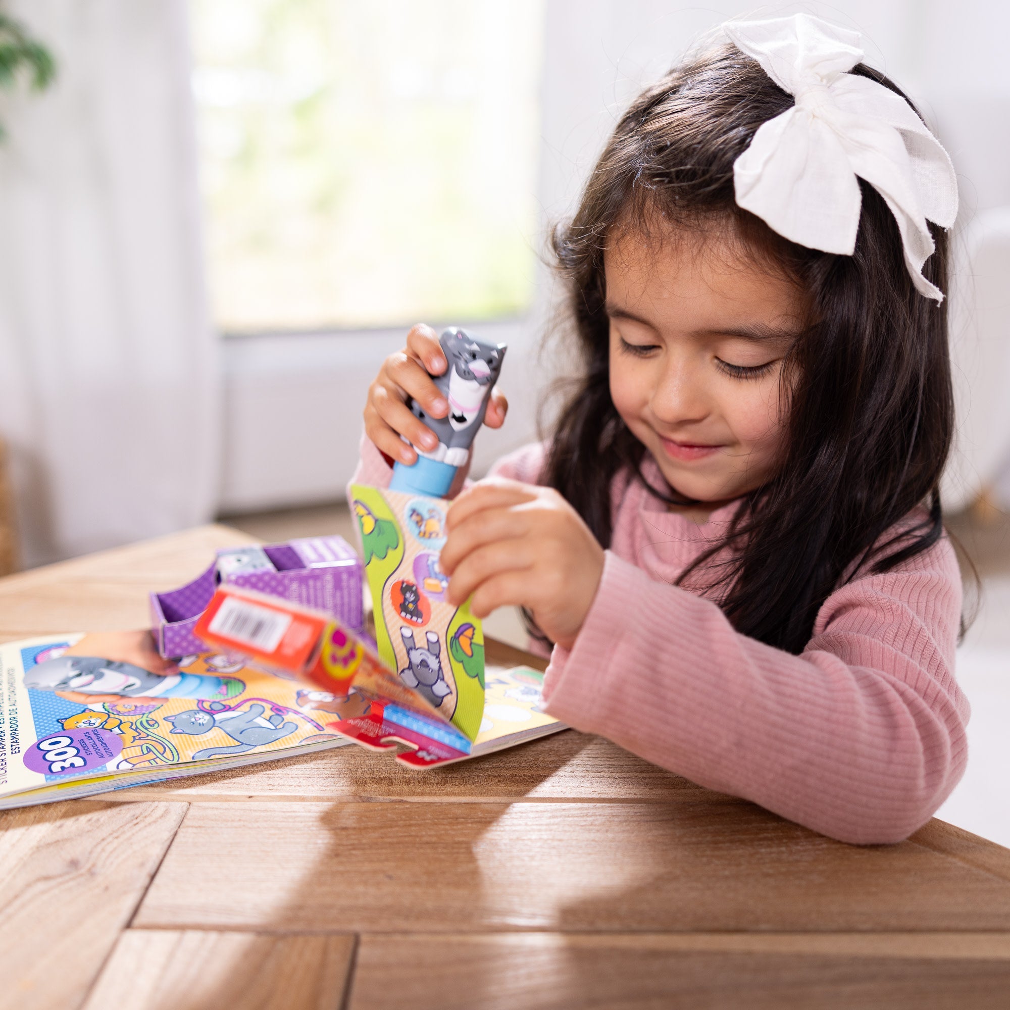 Sticker WOW!™ Cat Bundle: Activity Pad & Sticker Stamper + Mini Activity Pad and 200 Refill Stickers