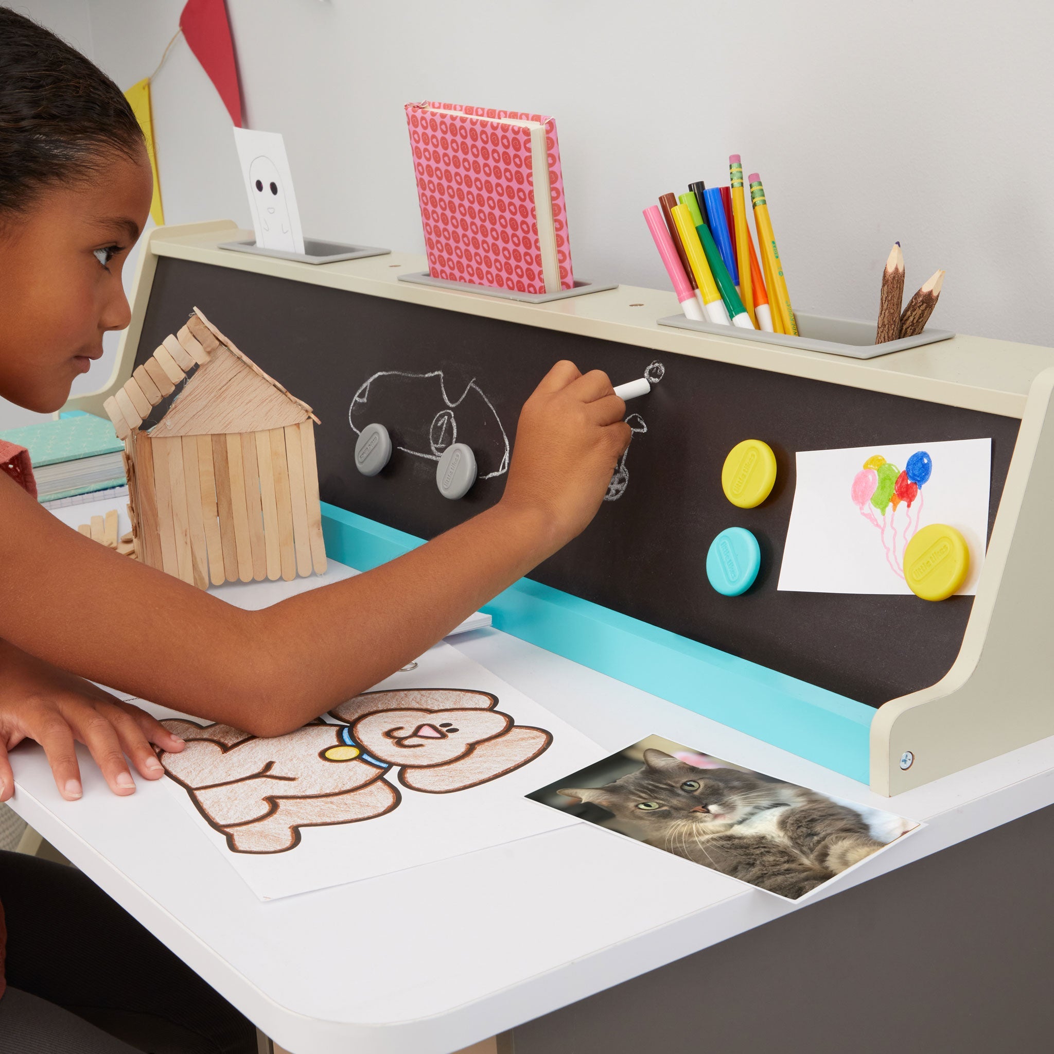 2-in-1 Chalkboard Desk – Wooden Desk with Magnetic Chalkboard